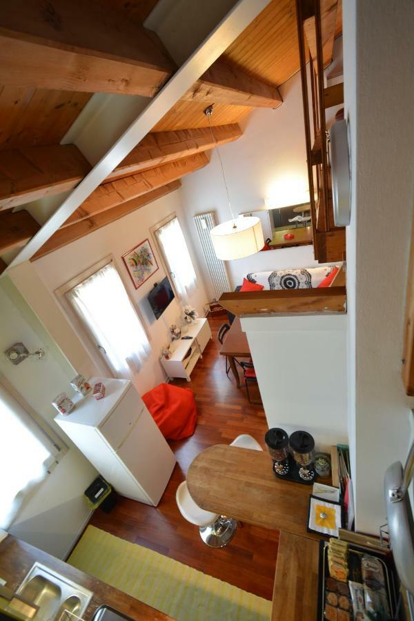 Casa Vacanze Chez La Reine - Holiday Home Vicenza Exterior photo