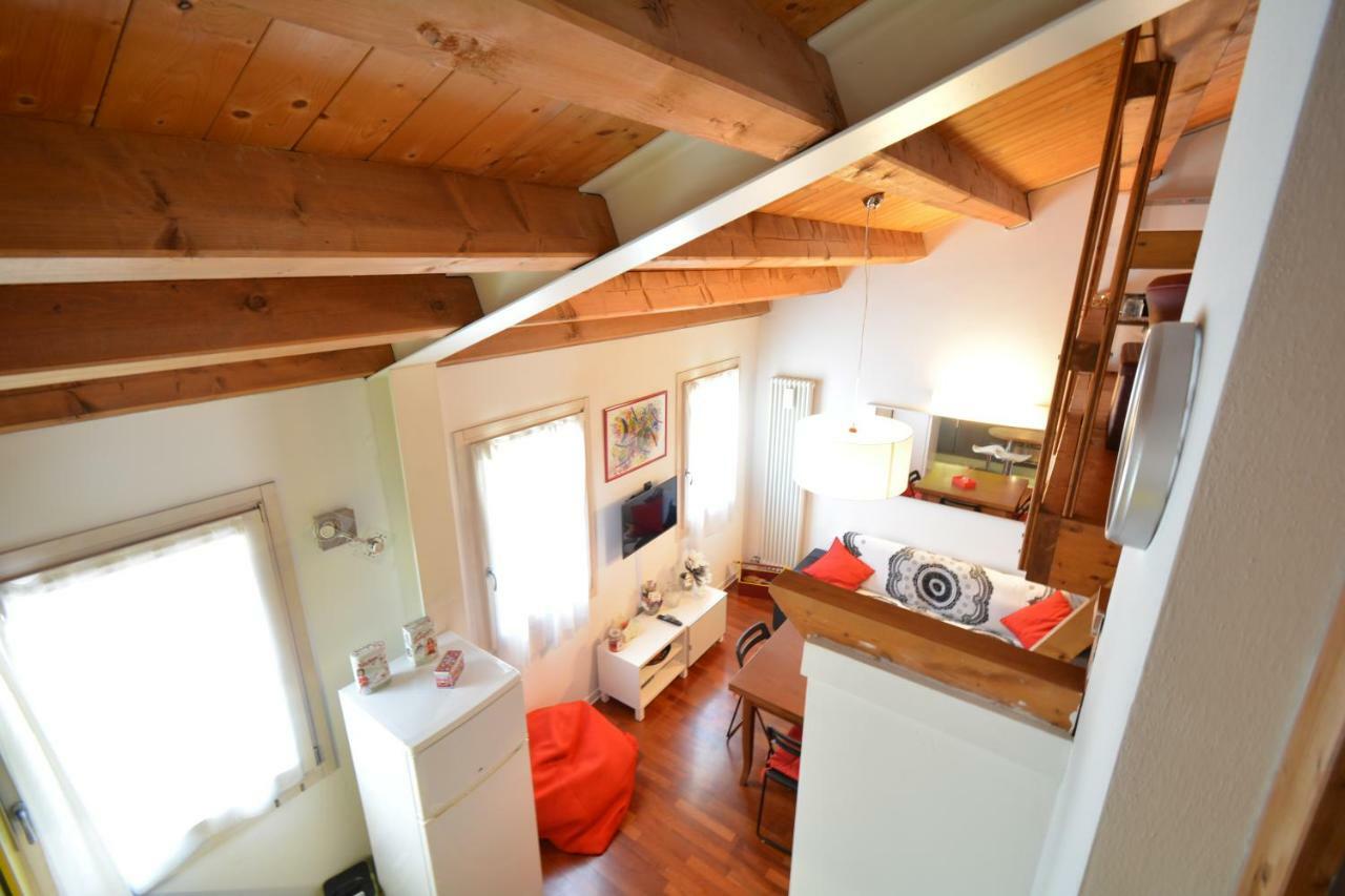 Casa Vacanze Chez La Reine - Holiday Home Vicenza Exterior photo