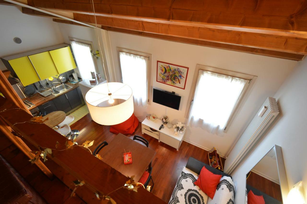 Casa Vacanze Chez La Reine - Holiday Home Vicenza Exterior photo